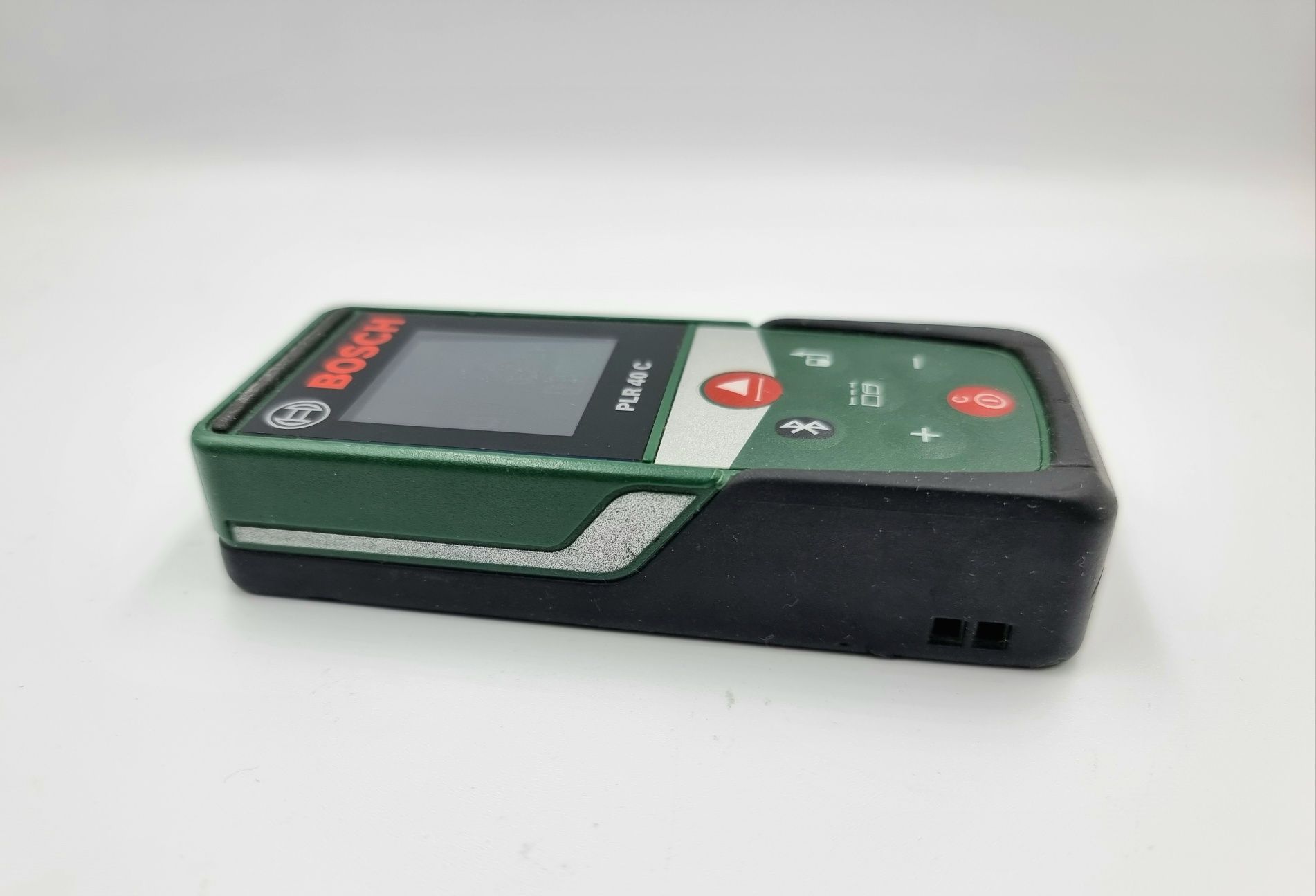 Amanet F28: Telemetru cu laser, cu Bluetooth Bosch PLR 40C (P)