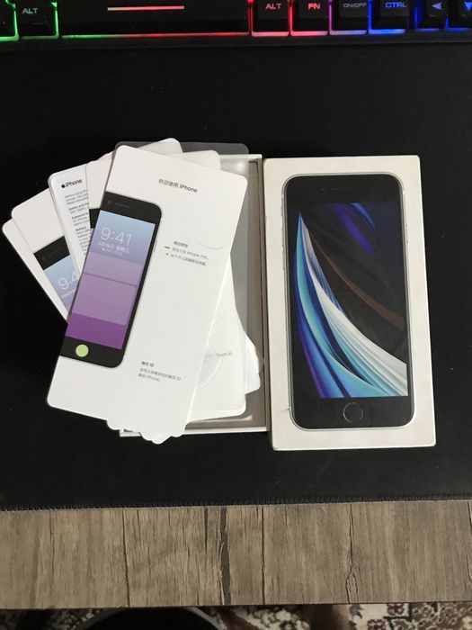 Iphone se 2020 White Ideal