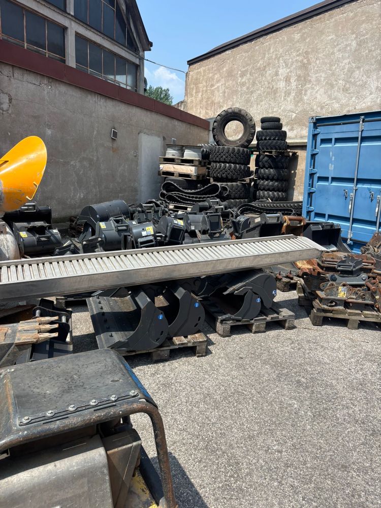 Cupa ,cupe excavator,picon epiroc,powertilt,rampe aluminiu