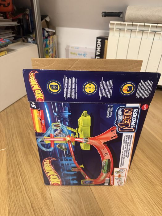 Hot wheels Neon Speeders