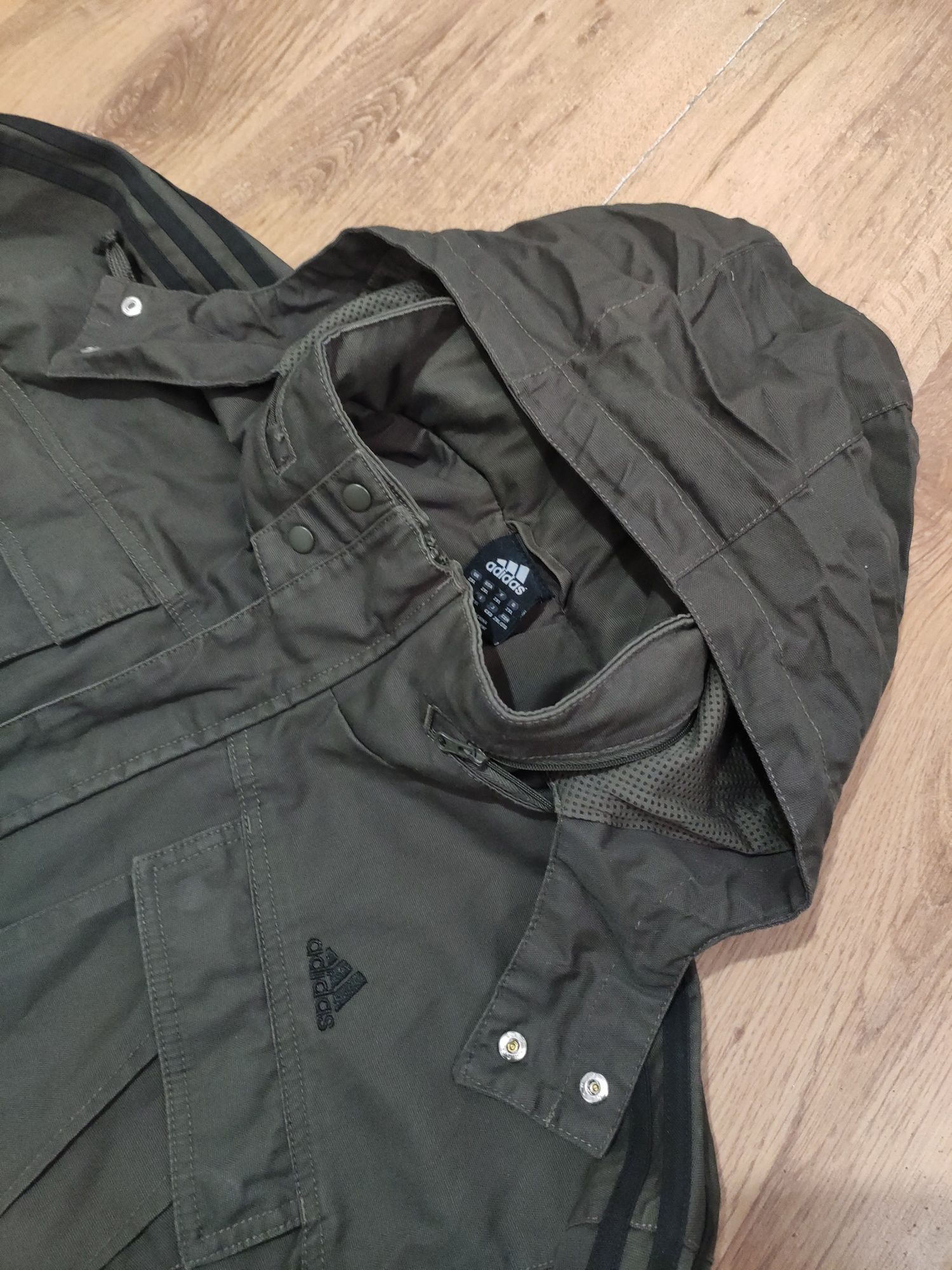 Geaca Adidas model militar mărimea XXL