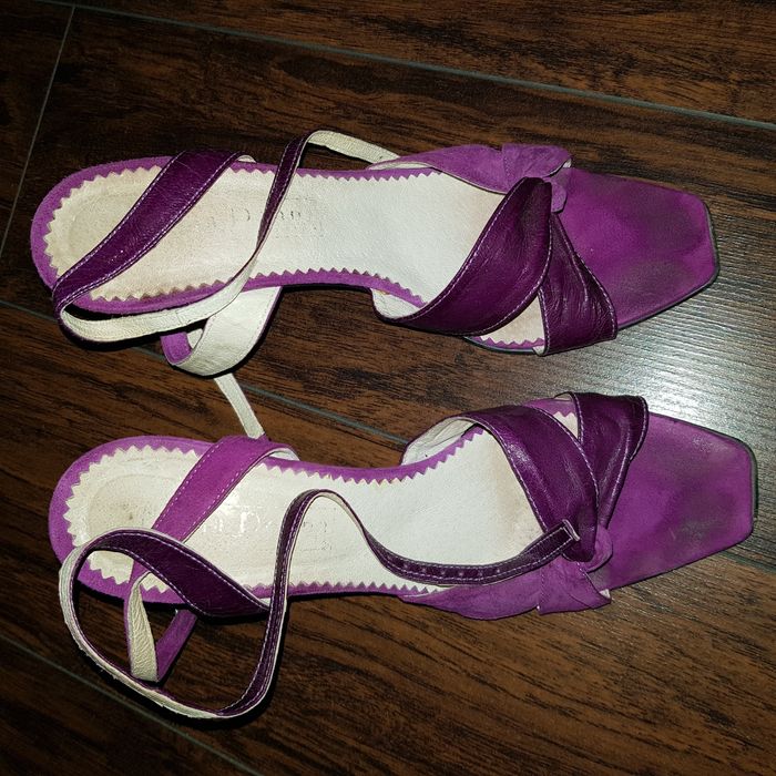 Sandale albe,mov,negre