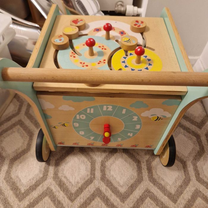 Premergator lemn Small Foot walker