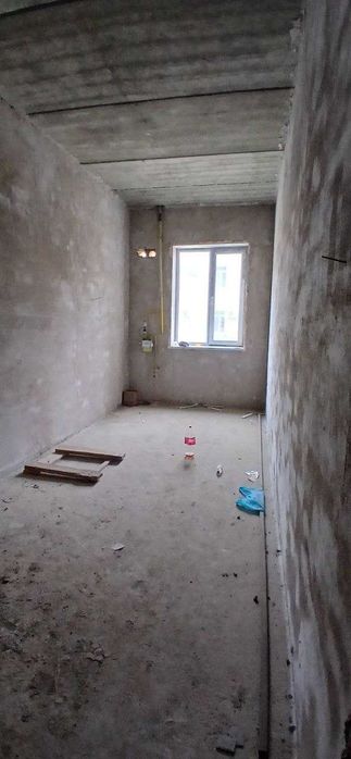 1 хонали квартира 1 этажда подвали билан бирга сотилади