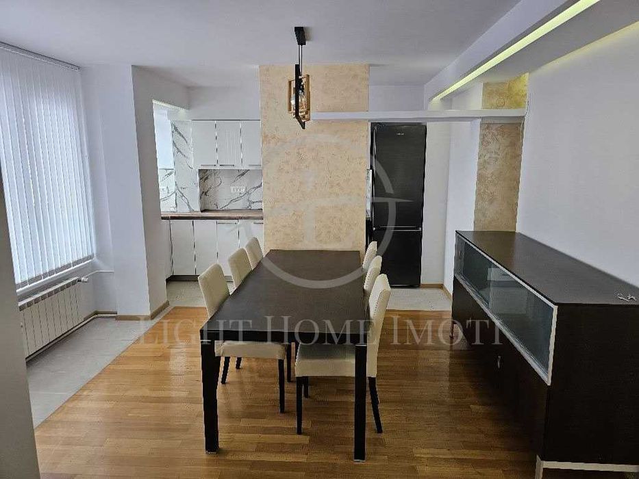 Продава се Тристаен апартамент в Пловдив, Кършияка - 134 кв.м за 2127 €/кв.м - Снимка #3
