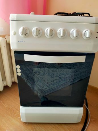 Кухонная плита электрическая/газовая