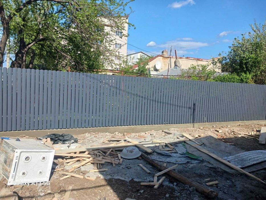 Garduri din sipca metalica, panou tip jaluzele, tabla, plasa si BCA