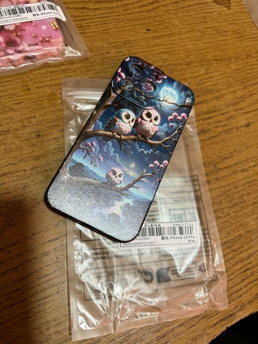 Vand husa iphon 15 pro max noua