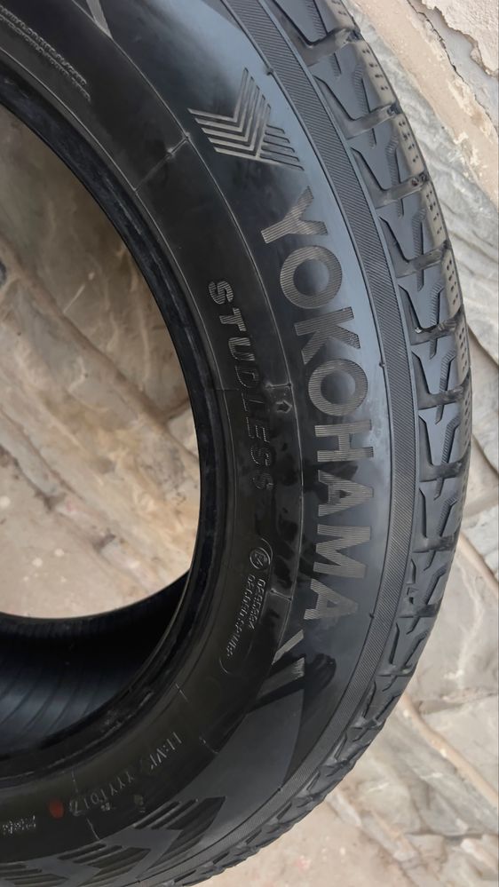 Шины зимние Yokohamo