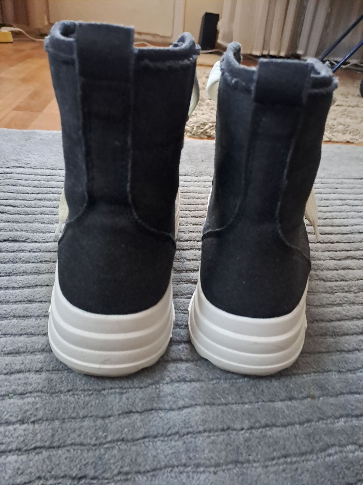 Ghete Bershka model Rick Owens.40,Noi