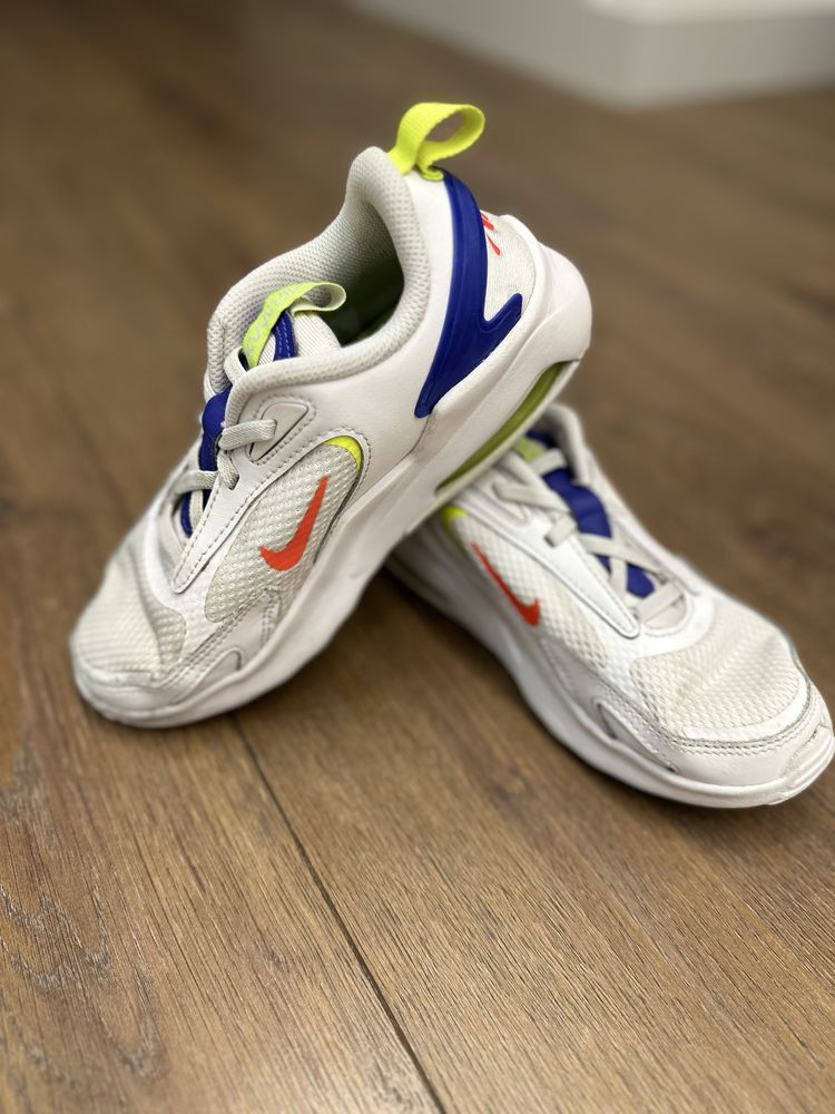 Кроссовки Nike Air (100% оригинал. Куплены в США). 33.5рр