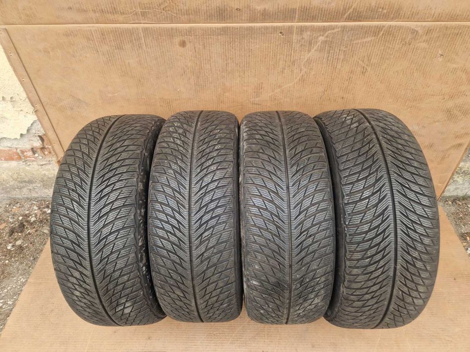 4 Michelin R17 235/55
Зимни гуми 
DOT3220