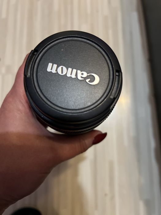 Canon EF 75–300mm f/4–5.6