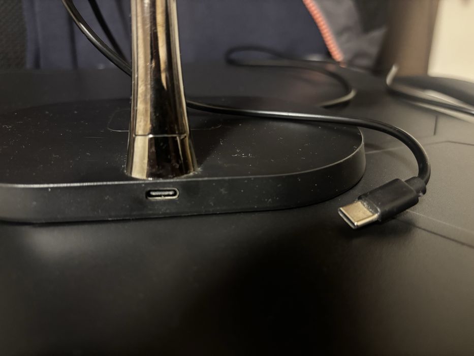 Безжично заредно type-c