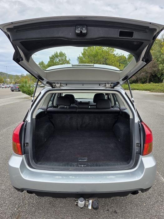 Subaru Outback 2.5 2005