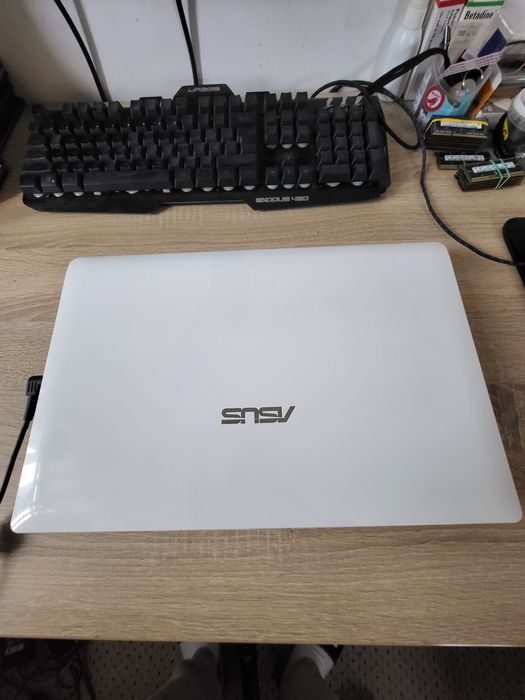 Laptop Asus K53SC , i3-2330M , 8 GB  , video GT 520MX