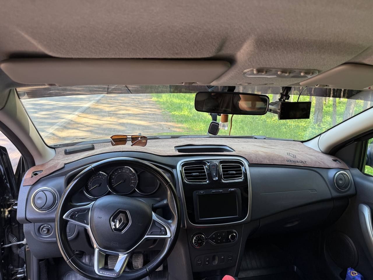 Renault logan stepway