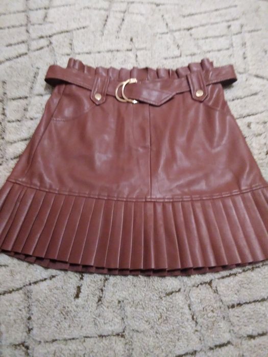 Дамска кожена пола Zara