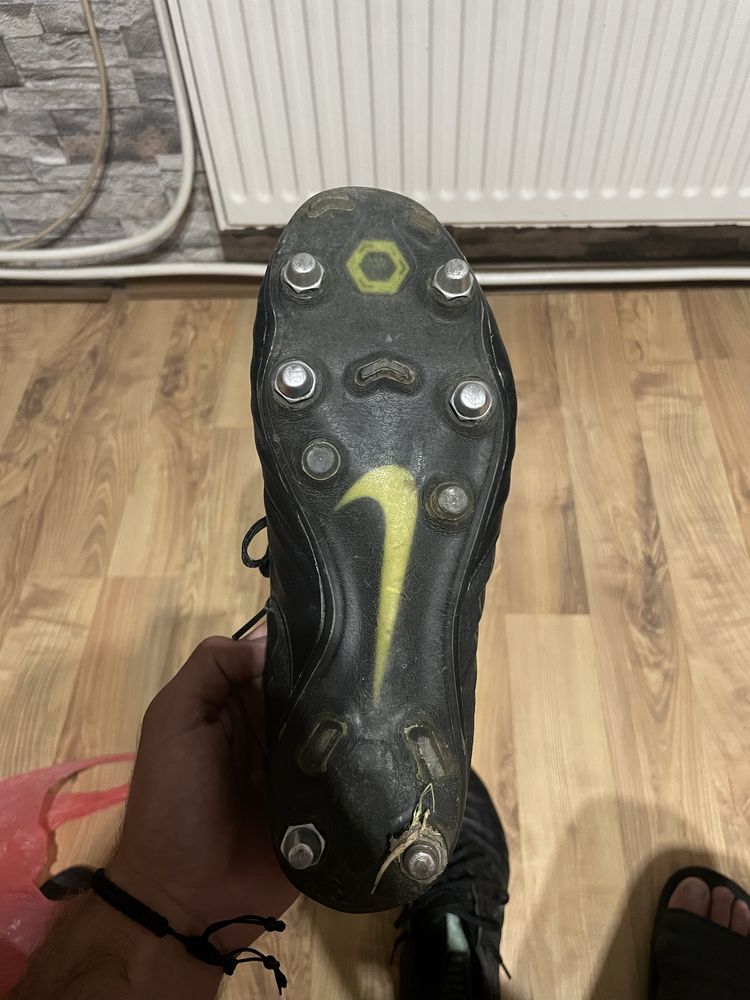Професионални Бутонки Nike Tiempo