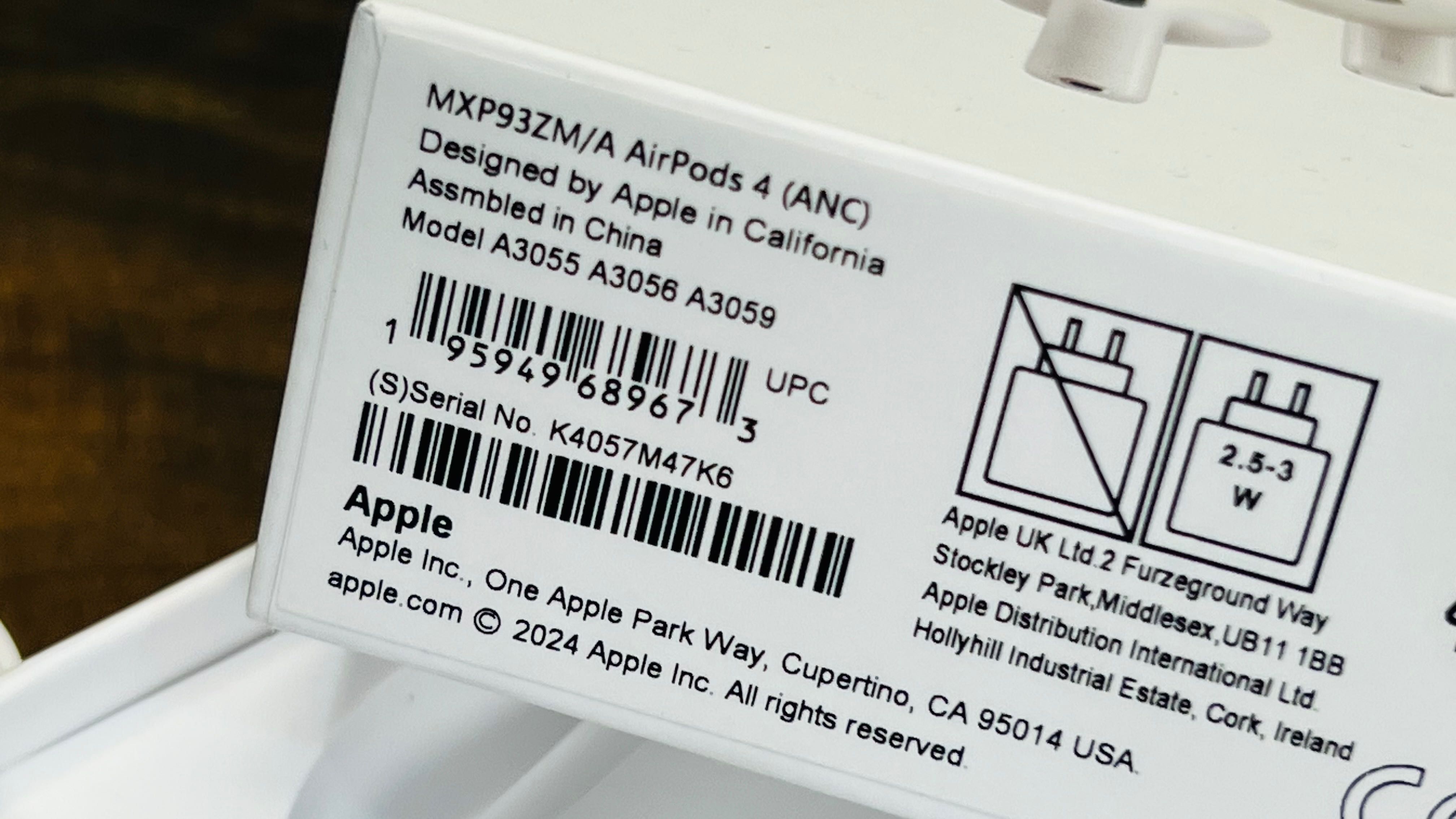 Apple слушалки AirPods 4 ANC