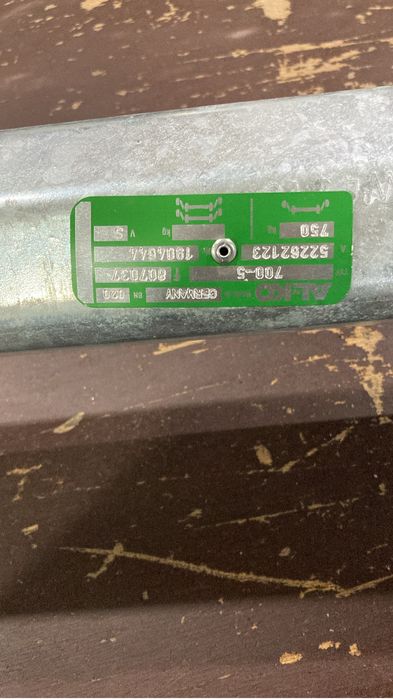 Dezmembrez remorca repo punte knott 750 kg