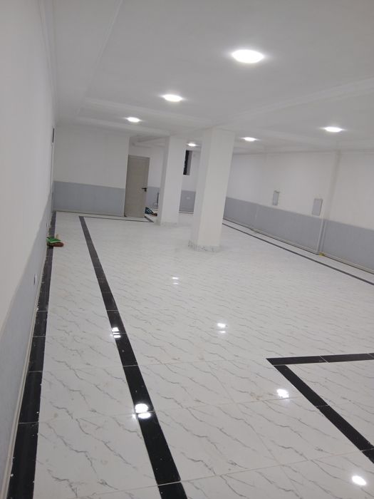 Padval ijaraga beriladi qulay locatsiyada joylashgan