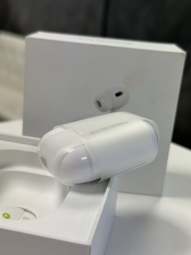 Apple AirPods PRO 2 (2nd Generation)| ca NOU | Garantie | DOM- Mobile|