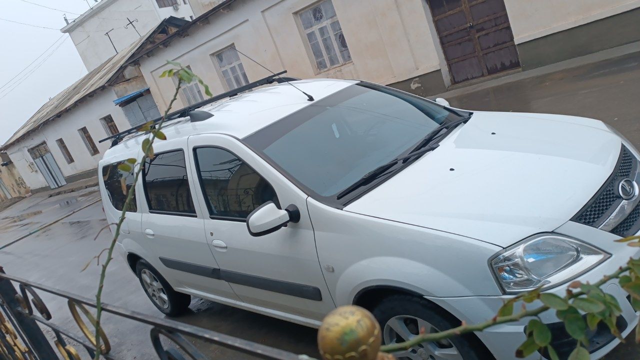 Lada largus 1,6 2019