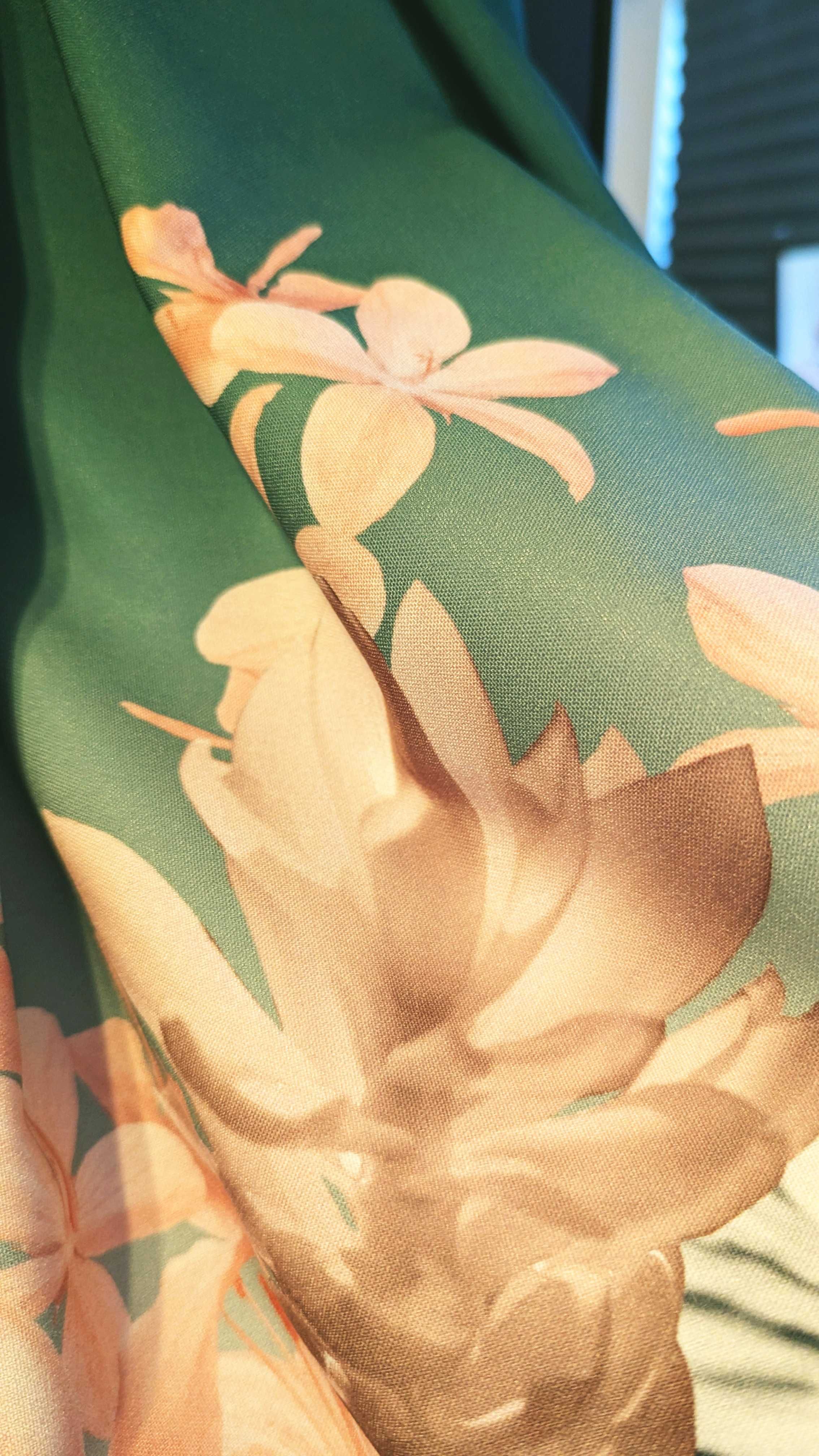 Rochie verde cu buzunare și cordon