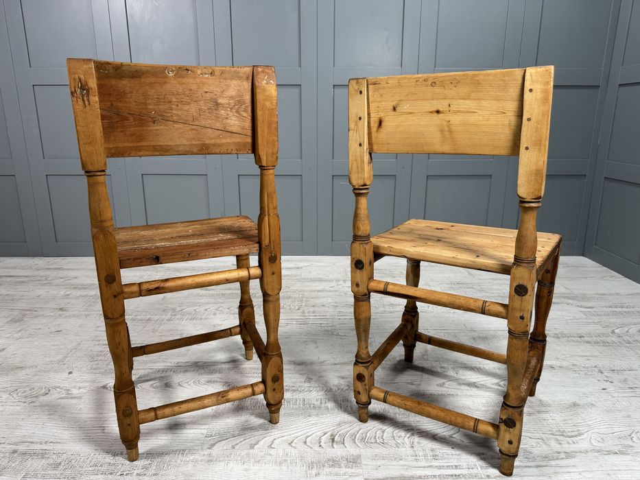 Рустикални трапезни столове К055