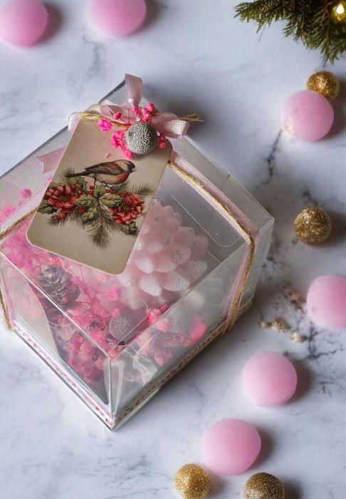 Коледни подаръци