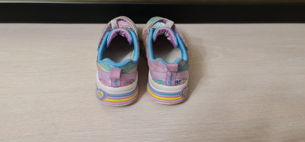 adidasi skechers copii