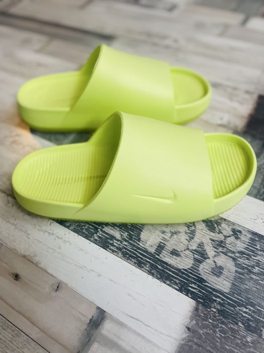 Nike Calm Slide