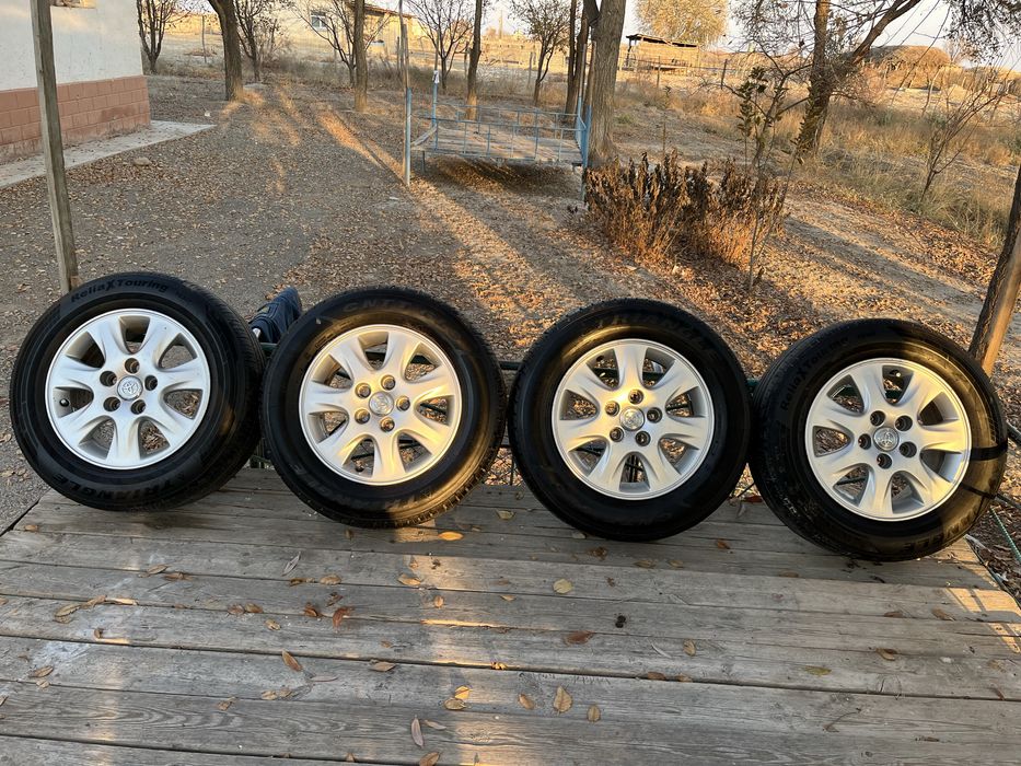 Тайота камри летный шина в сборе