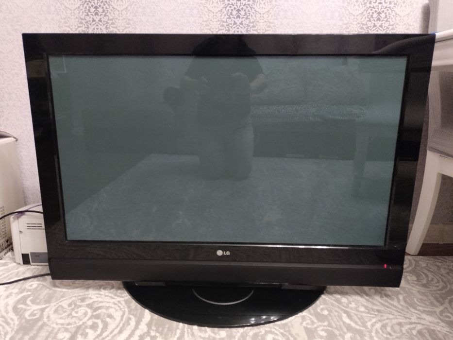 Продаю телевизор