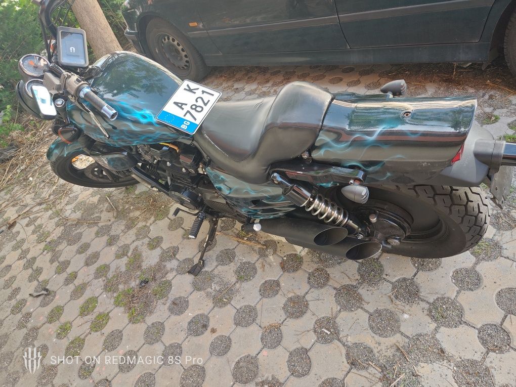 Honda VF 750 Super Magna