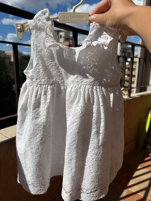 Лот детски  рокли бяла и синя рокля 80-86 см 12-18 месеца