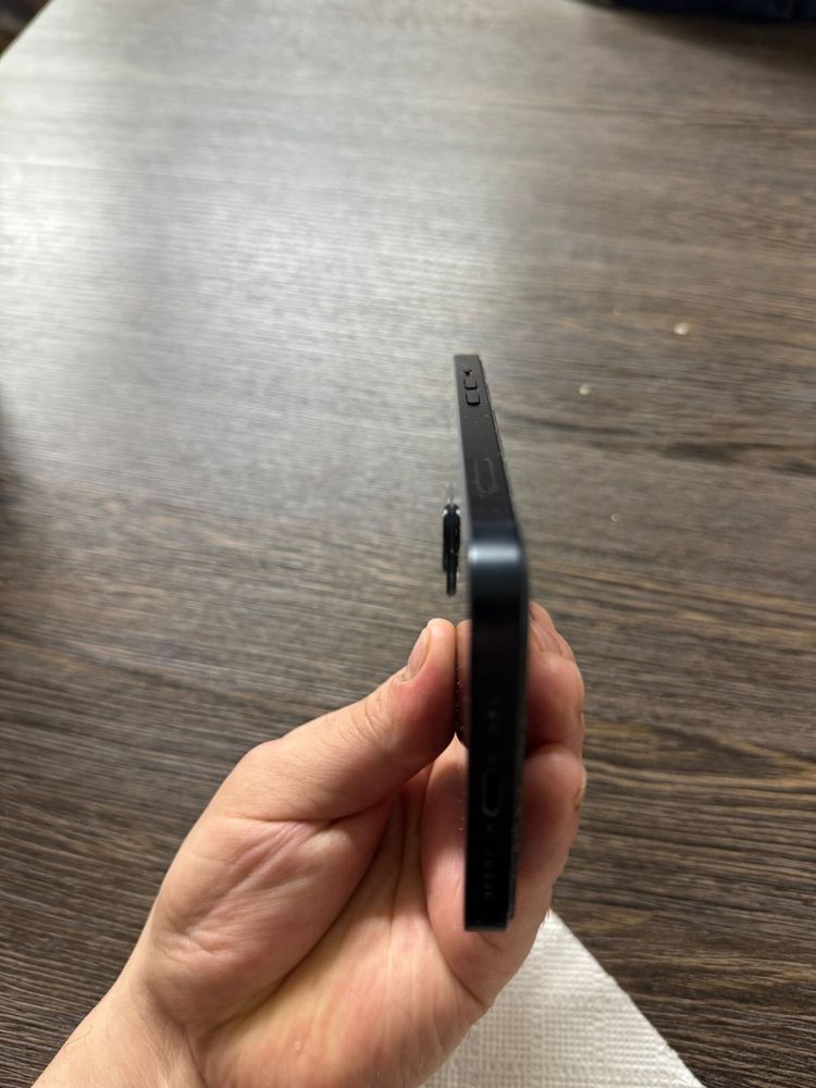 Iphone 13,256gb-90AKB