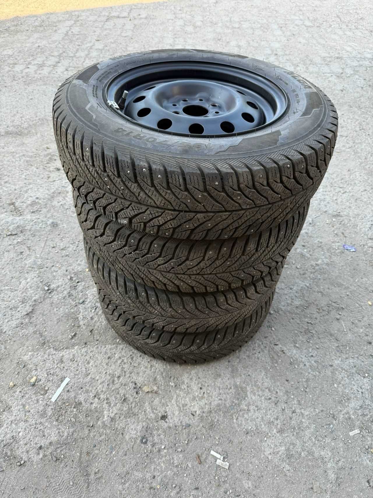 Диски R14 (4*98) с зимними шинами KAMA r14