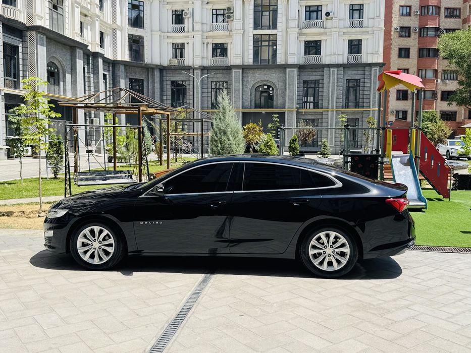 Продаю сваю MALIBU 2-Turbo