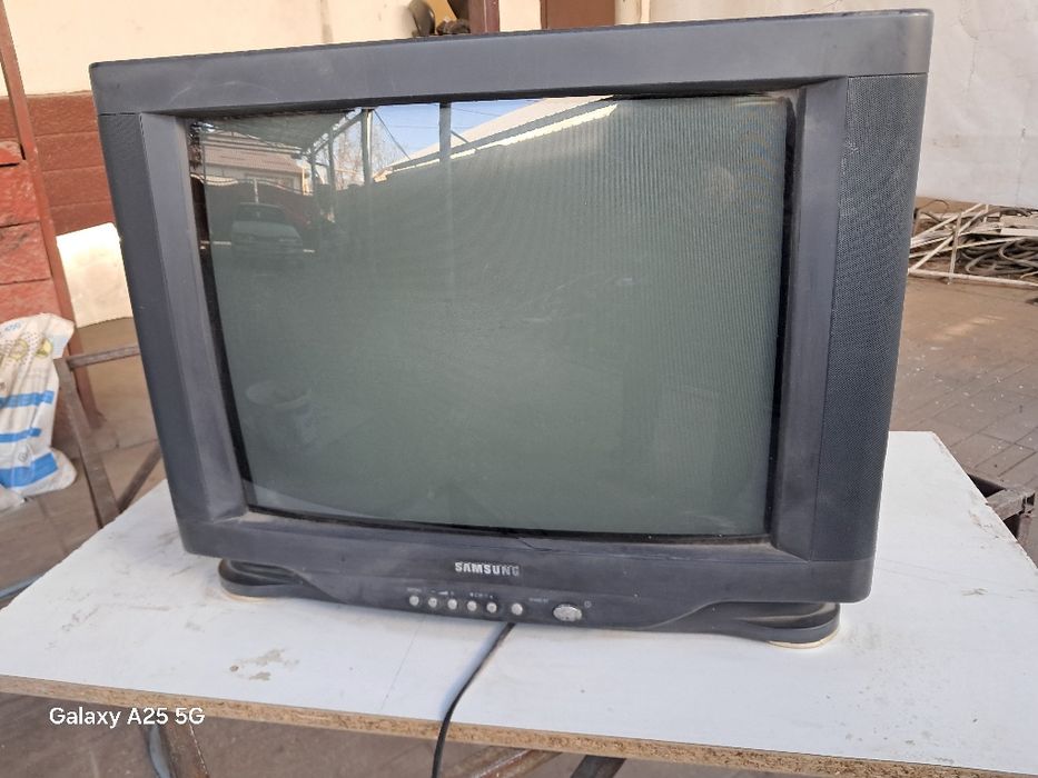 Телевизор Самсунг