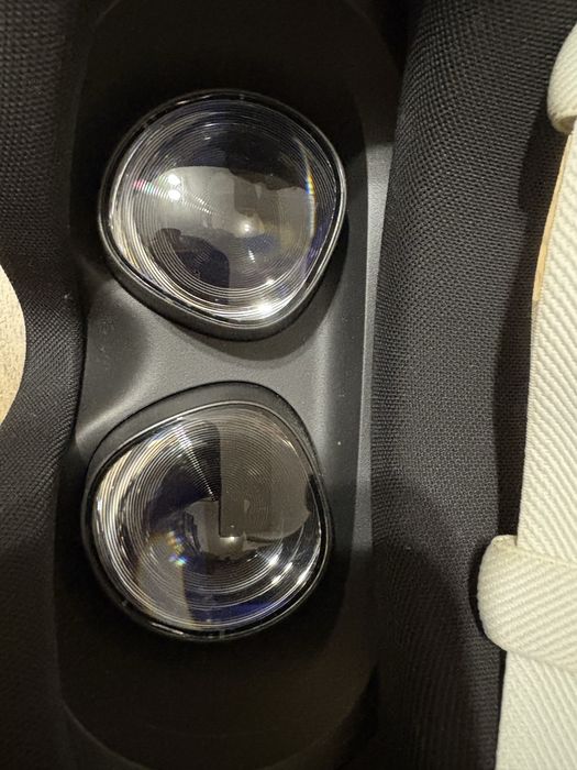 Meta quest 3s в перфекто състояние