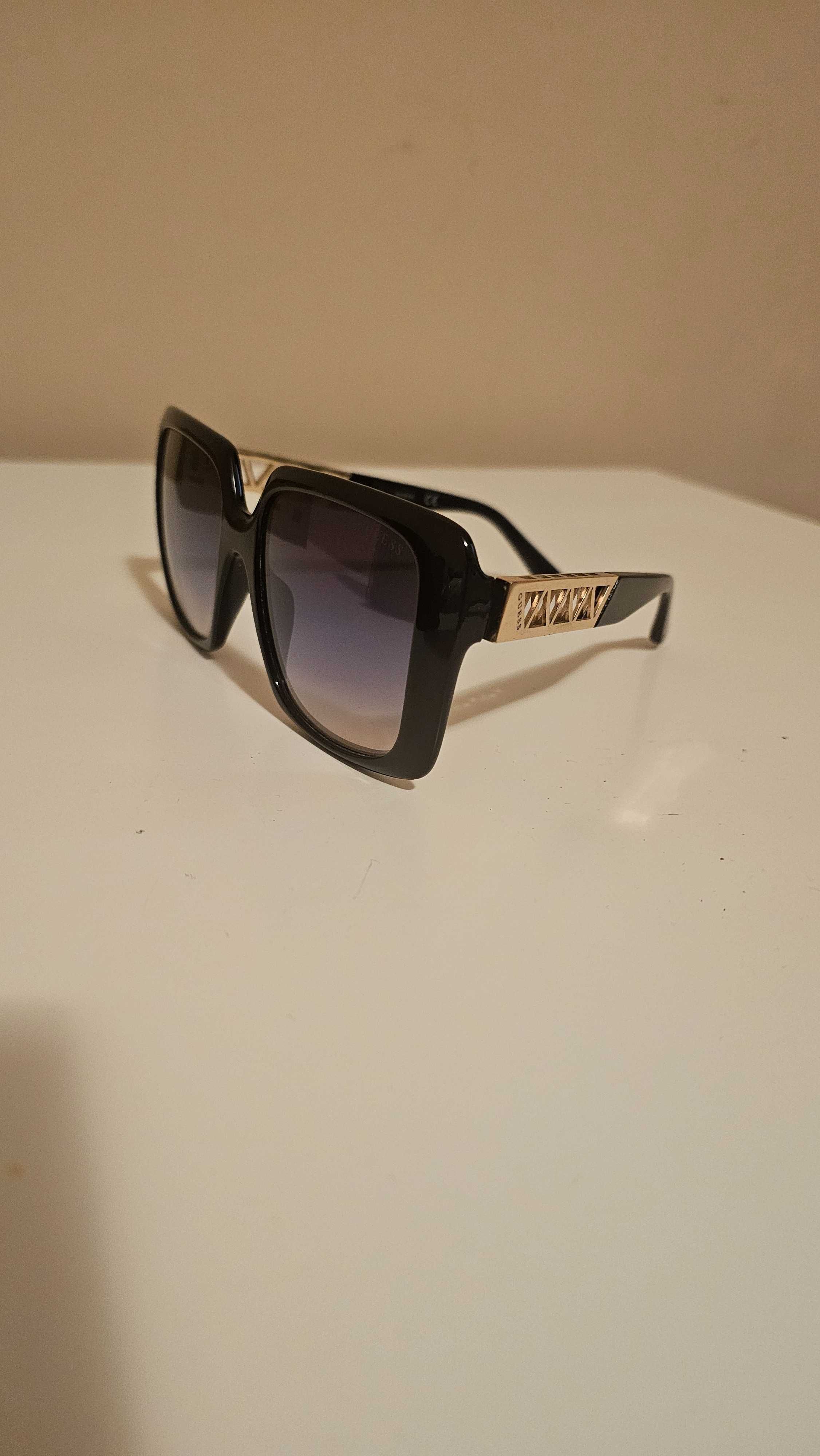 Слънчеви очила GUESS Gu7689 01T 55