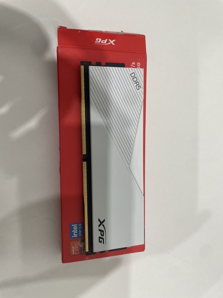 adata xpg lancer ddr5 5600 мгц 1x16