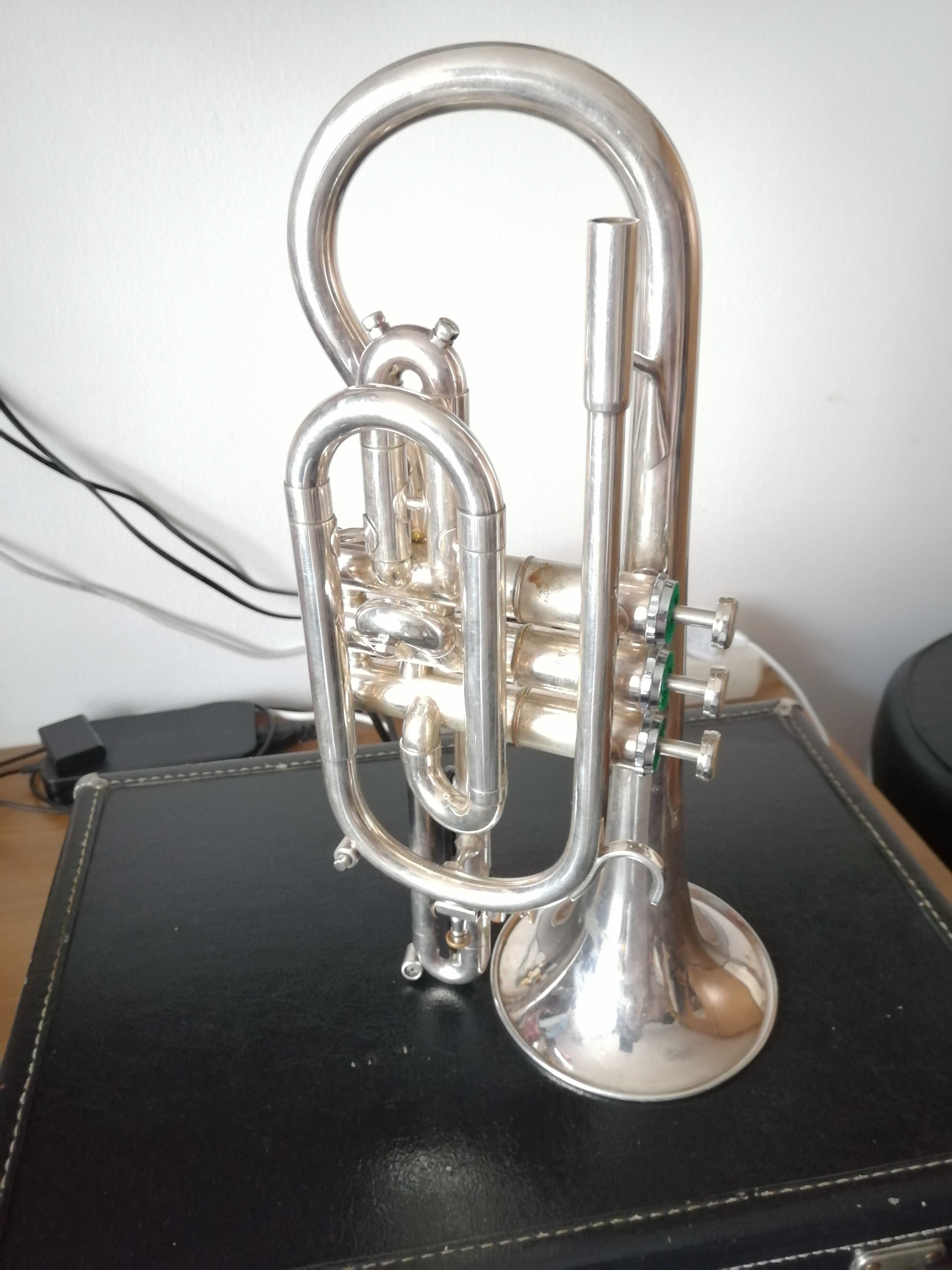 Trompeta Cornet Bb Getzen BY Capri, exceptional, cutie. Pret 950 Euro.