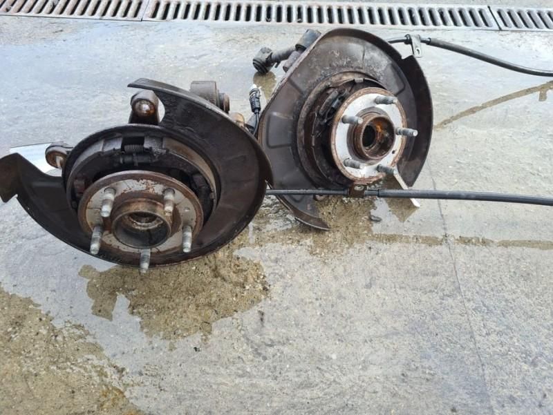 Fuzeta butuc rulment spate cu abs 5x115 Opel Antara facelift