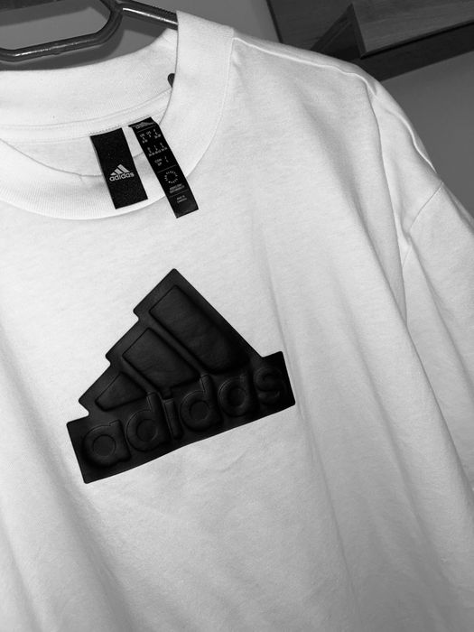 tricou Adidas femei oversized