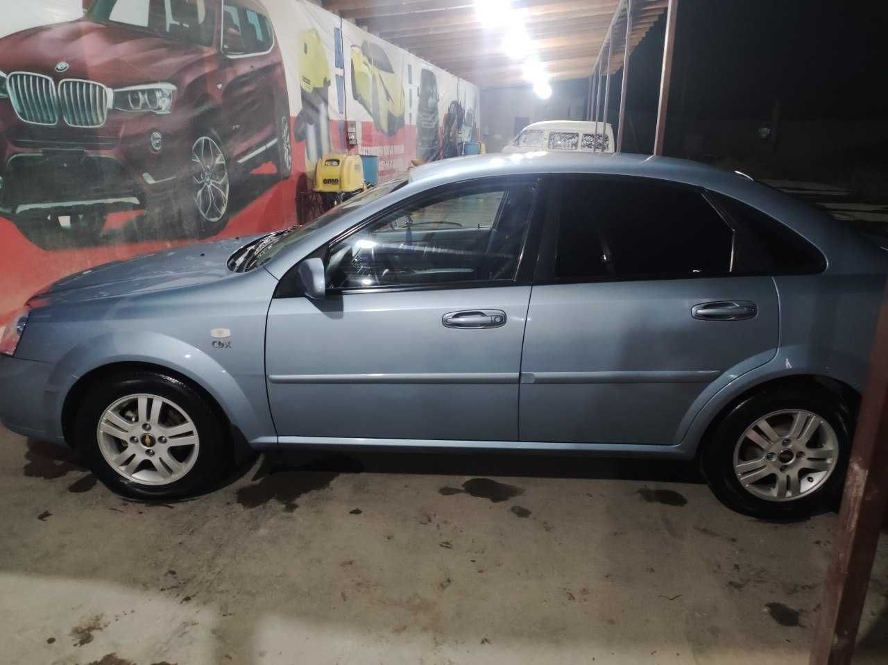 Lacetti 1.8 dilfin benzin