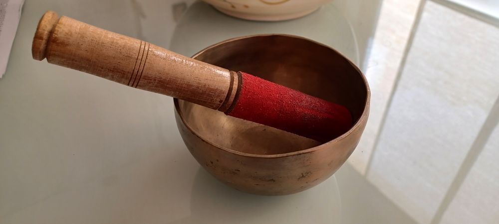 Тибетска пееща купа