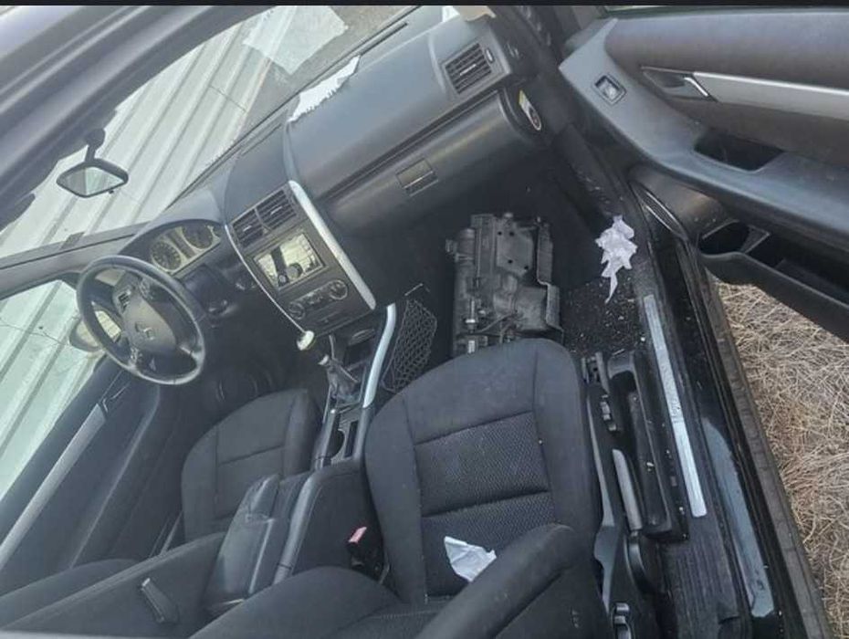 Dezmembrez/Haion/Motor/Fuzeta Mercedes A180D